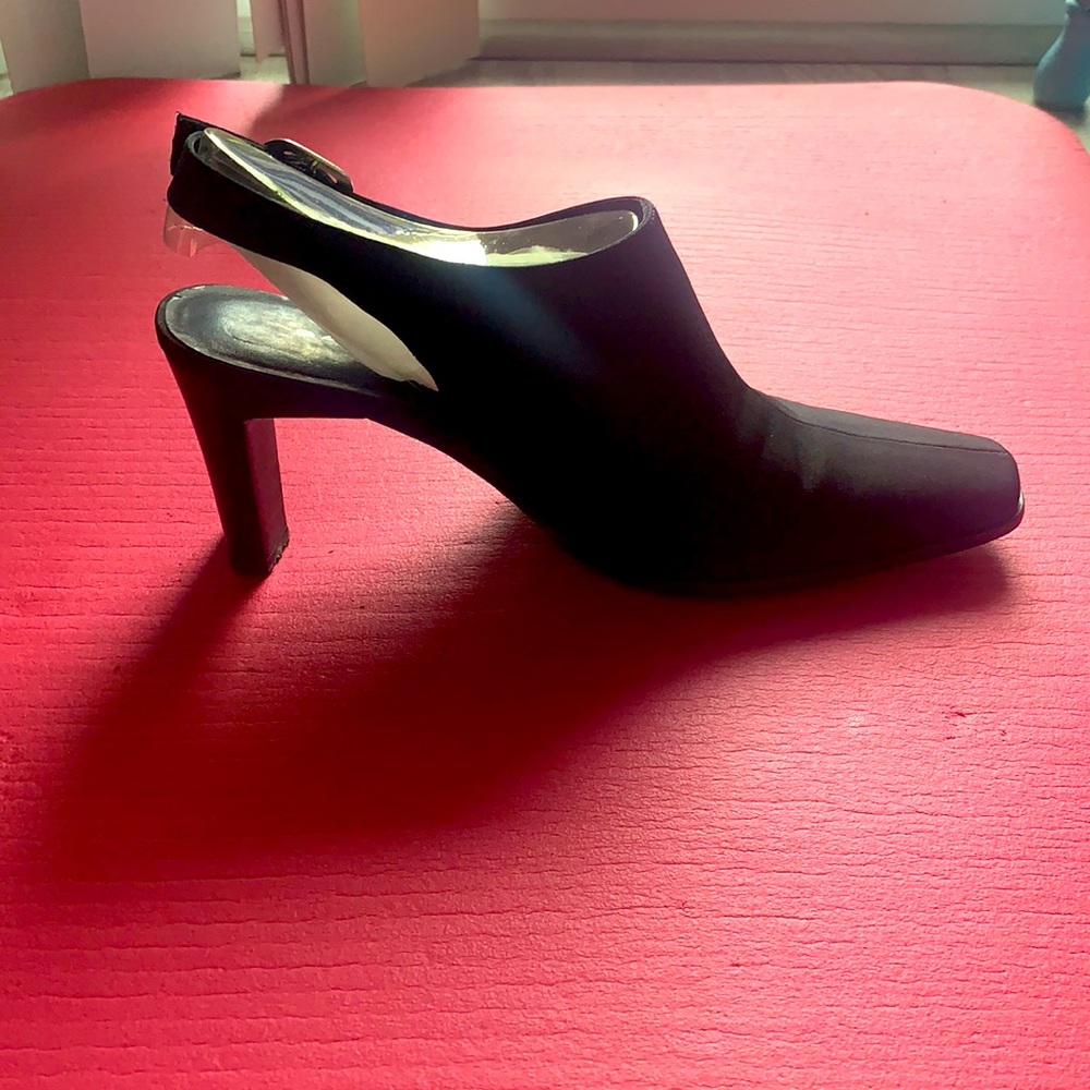 Bandolino Black Fabric Slingback Heel